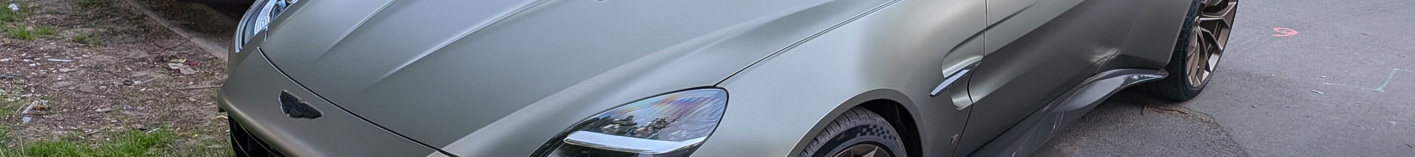 Aston Martin Vantage 2024