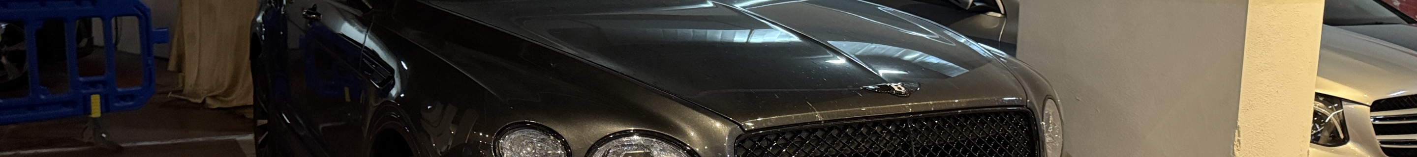 Bentley Bentayga V8 2021