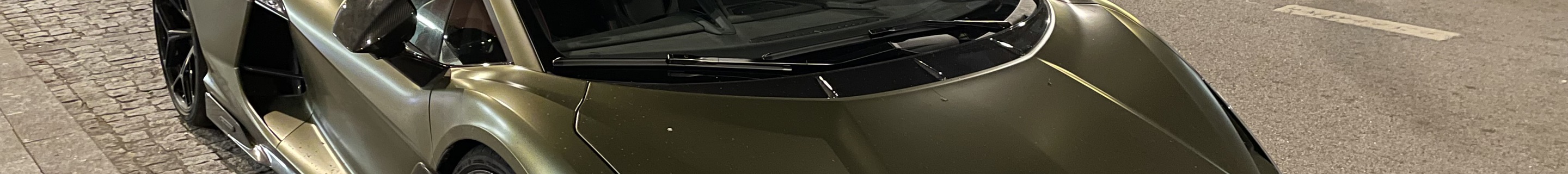 Lamborghini Revuelto