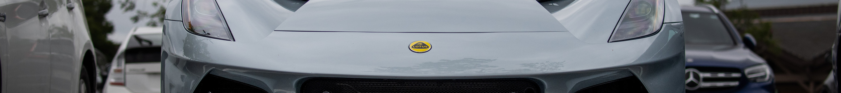 Lotus Emira