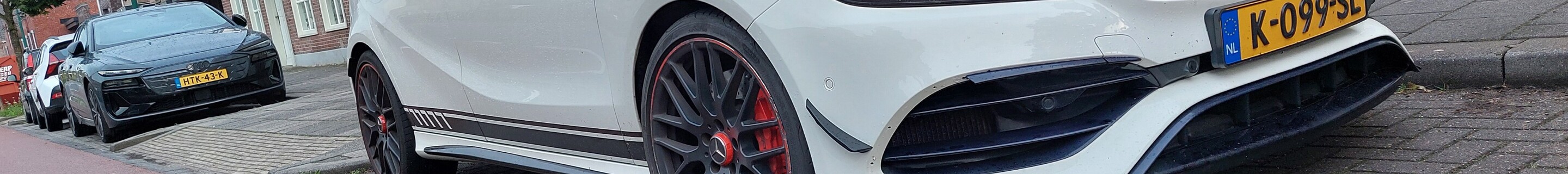 Mercedes-AMG A 45 W176 2015