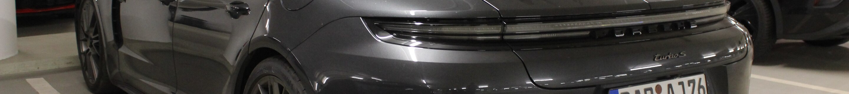 Porsche 972 Panamera Turbo S E-Hybrid