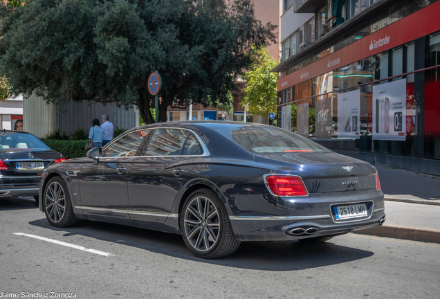 Bentley Flying Spur V8 2021