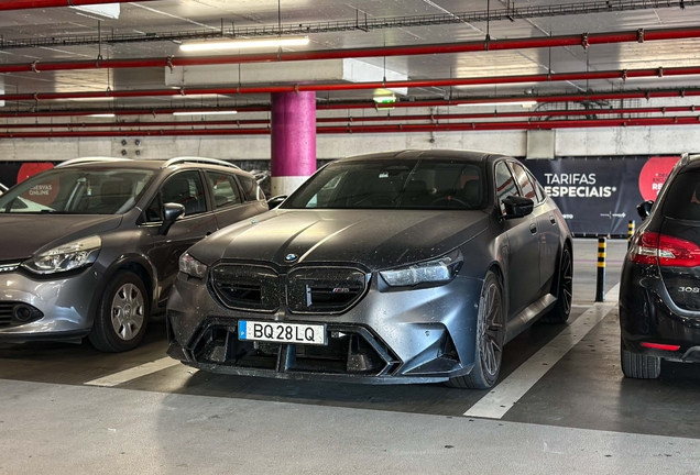 BMW M5 G90
