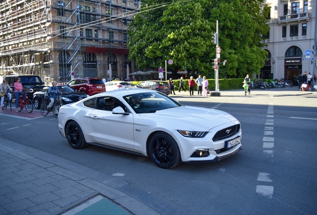 Ford Mustang GT 2015