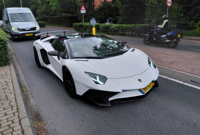 Lamborghini Aventador LP750-4 SuperVeloce Roadster
