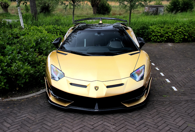 Lamborghini Aventador LP770-4 SVJ Roadster