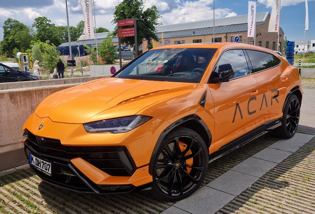 Lamborghini Urus S
