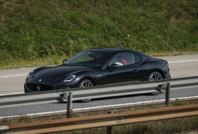 Maserati GranTurismo Trofeo