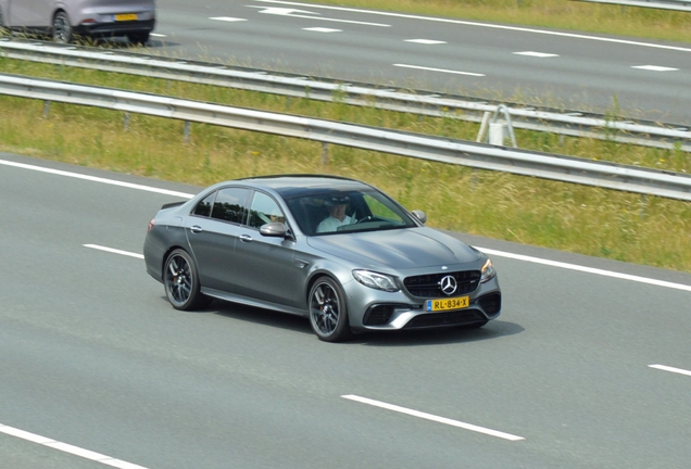 Mercedes-AMG E 63 S W213