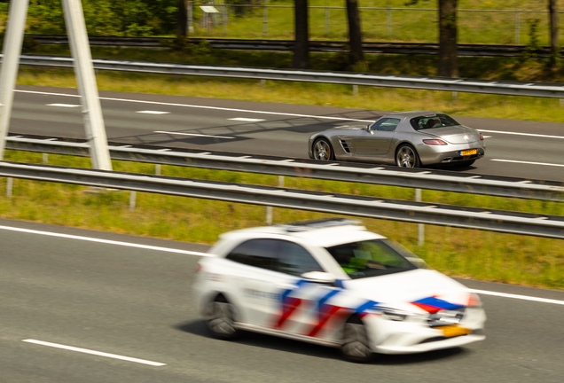 Mercedes-Benz SLS AMG