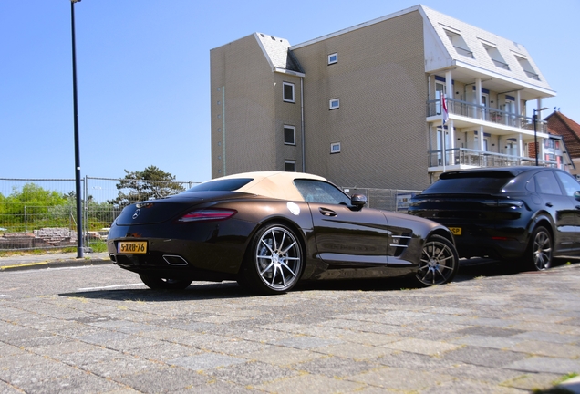 Mercedes-Benz SLS AMG Roadster