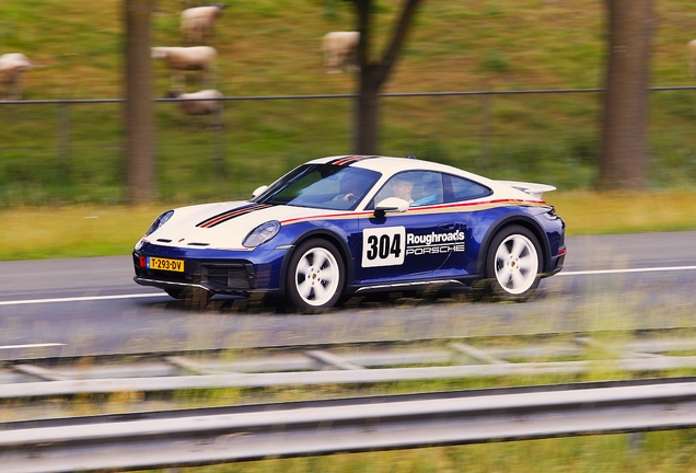 Porsche 992 Dakar