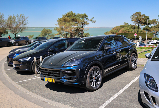 Porsche Cayenne Coupé Turbo E-Hybrid