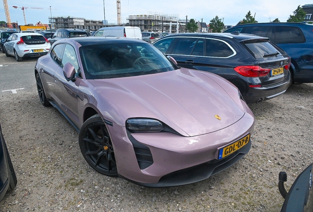 Porsche Taycan GTS Sport Turismo MkI