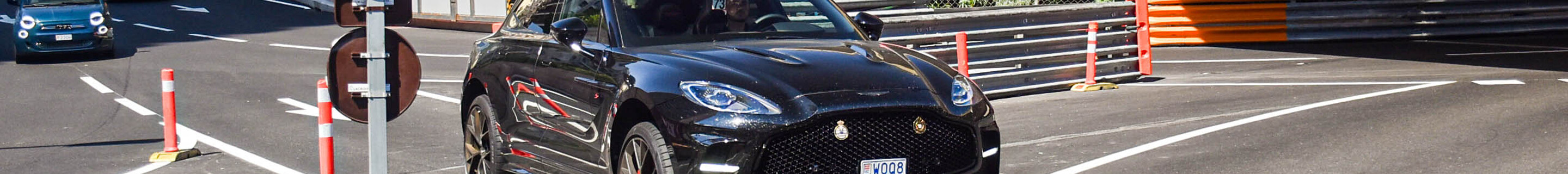 Aston Martin DBX S