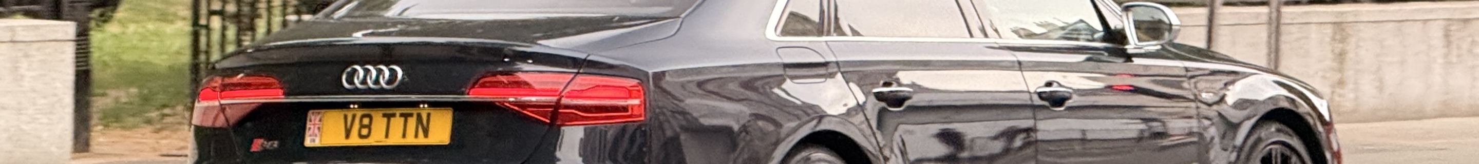 Audi S8 D4 2014