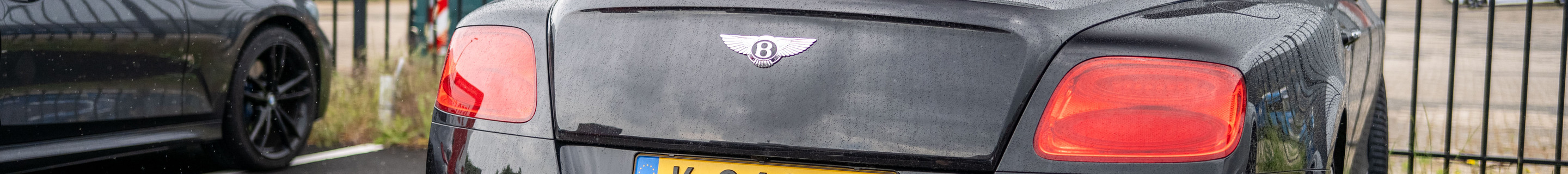 Bentley Continental GTC 2012