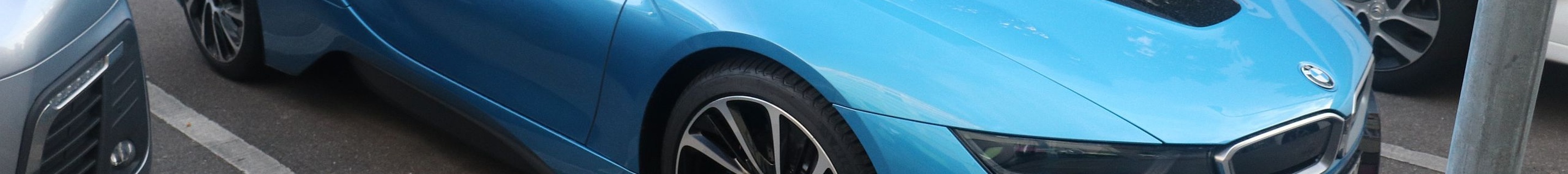 BMW i8