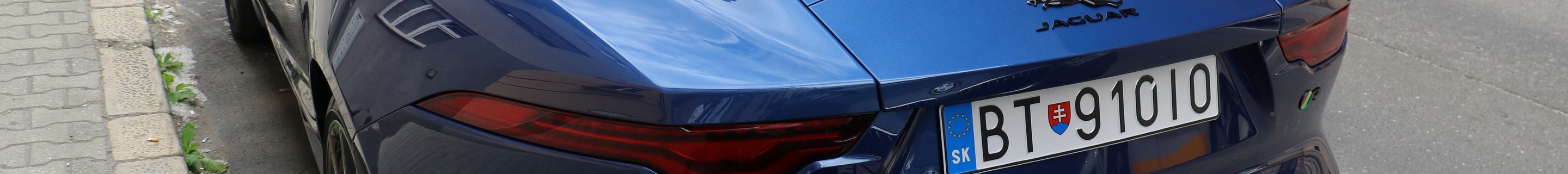 Jaguar F-TYPE R Coupé 2020