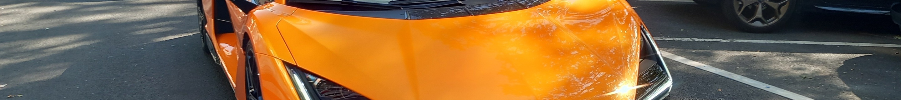 Lamborghini Revuelto