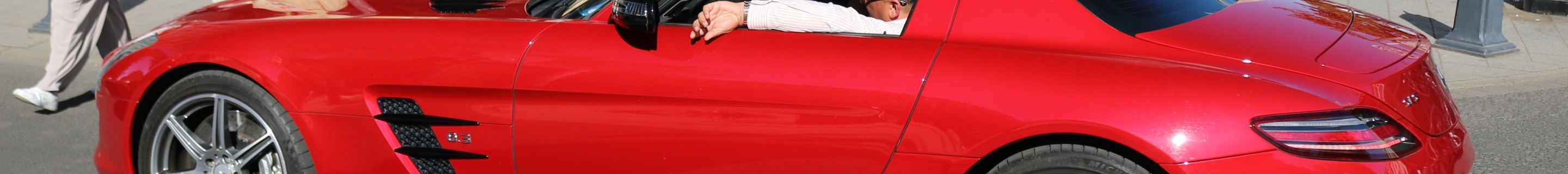 Mercedes-Benz SLS AMG