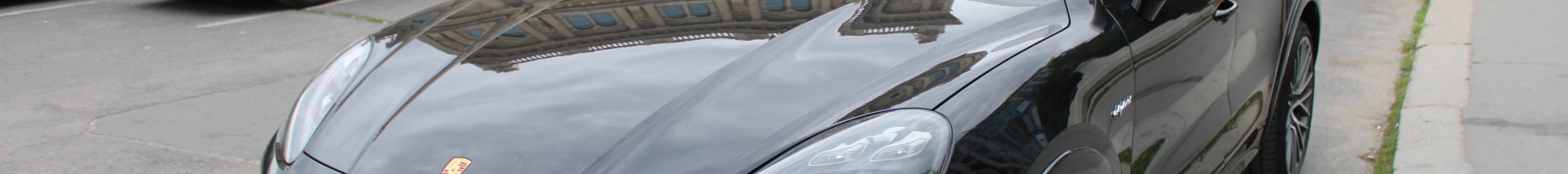 Porsche Cayenne Coupé Turbo S E-Hybrid