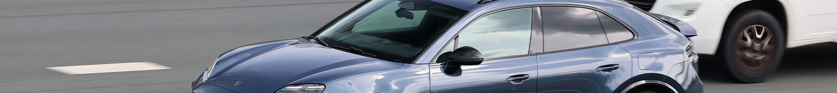 Porsche Macan EV Turbo