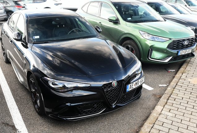Alfa Romeo Giulia Quadrifoglio 2023