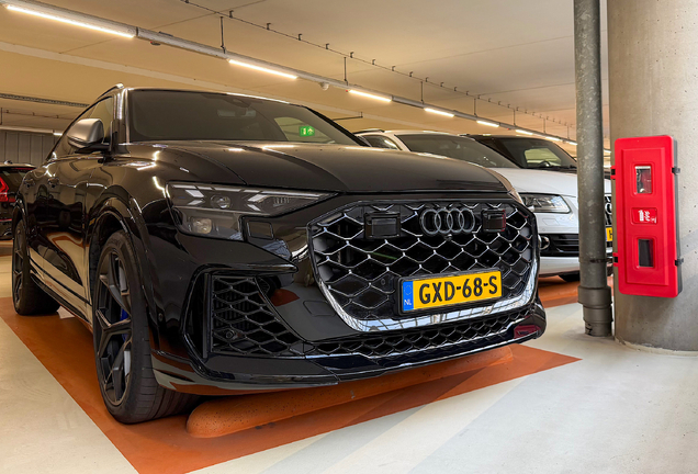 Audi RS Q8 2024