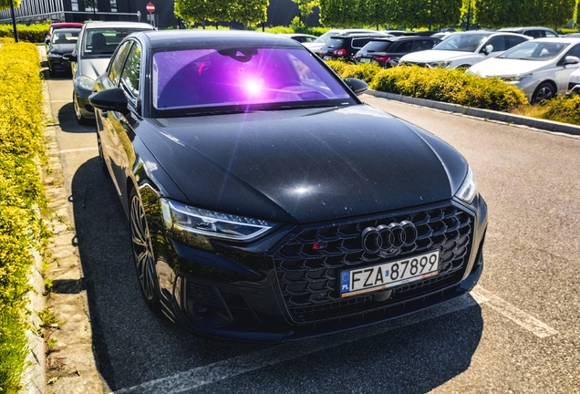 Audi S8 D5