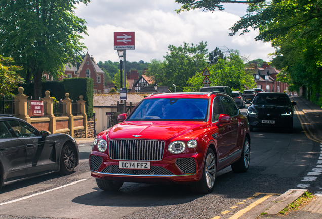Bentley Bentayga Hybrid Azure 2024