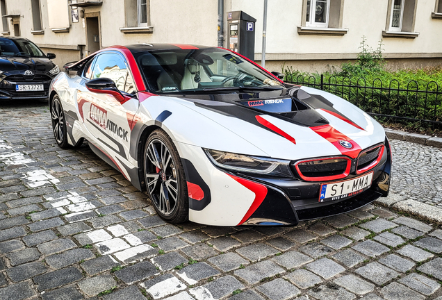 BMW i8