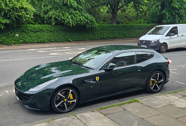 Ferrari FF