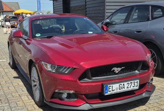 Ford Mustang GT 2015