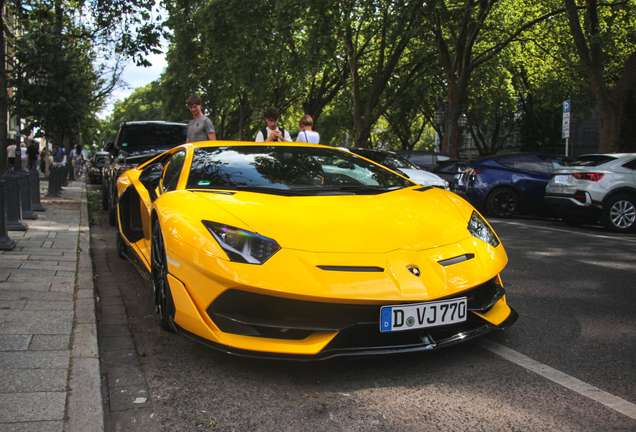 Lamborghini Aventador LP770-4 SVJ