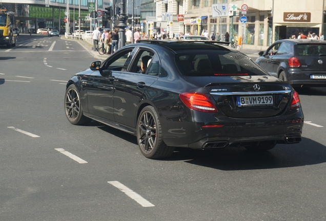 Mercedes-AMG E 63 S W213