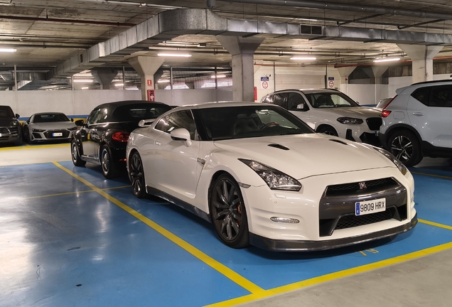 Nissan GT-R 2012