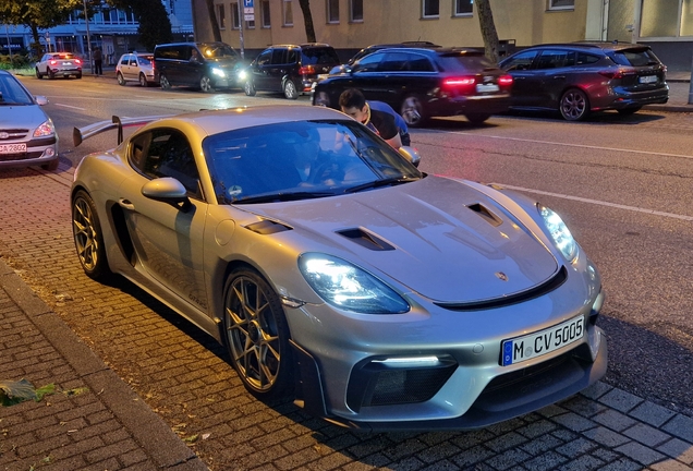 Porsche 718 Cayman GT4 RS