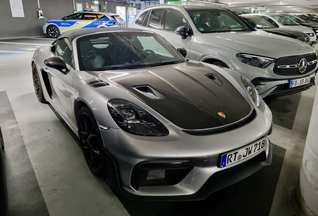Porsche 718 Spyder RS Weissach Package