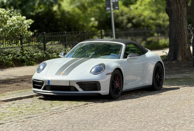 Porsche 992 Carrera 4 GTS Cabriolet MkI