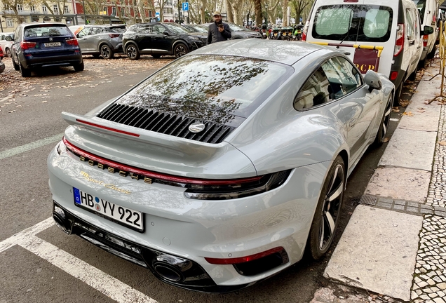 Porsche 992 Sport Classic