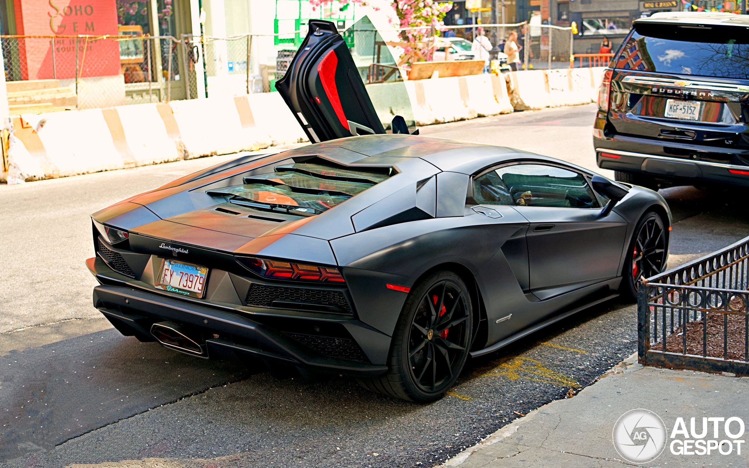 Lamborghini Aventador S LP740-4