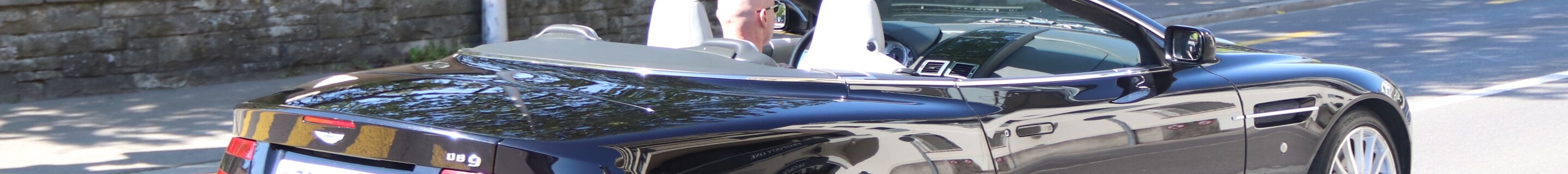 Aston Martin DB9 Volante