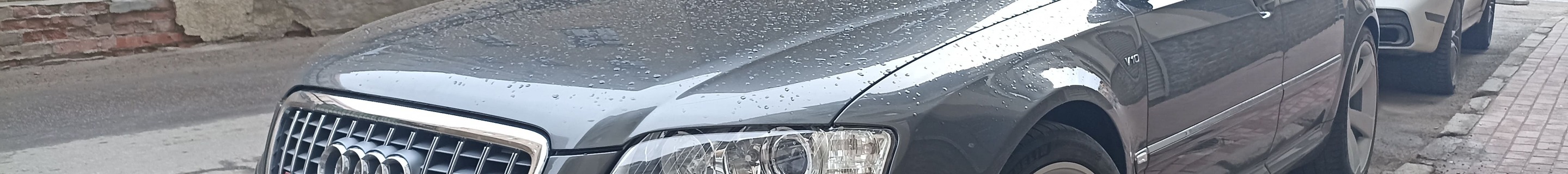 Audi S8 D3