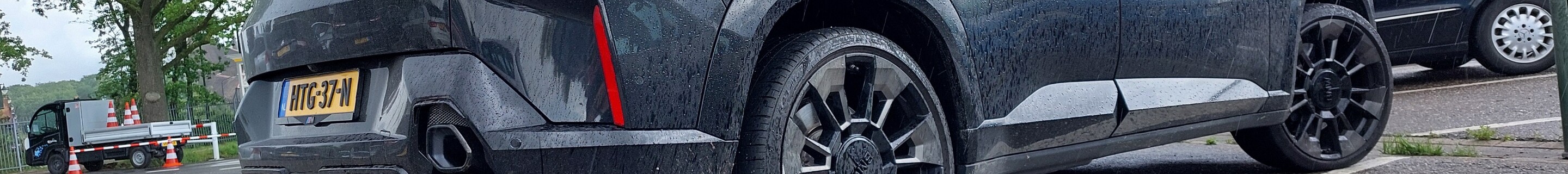 BMW XM G09