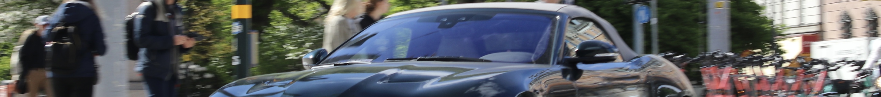 Jaguar F-TYPE P450 AWD Convertible 2020