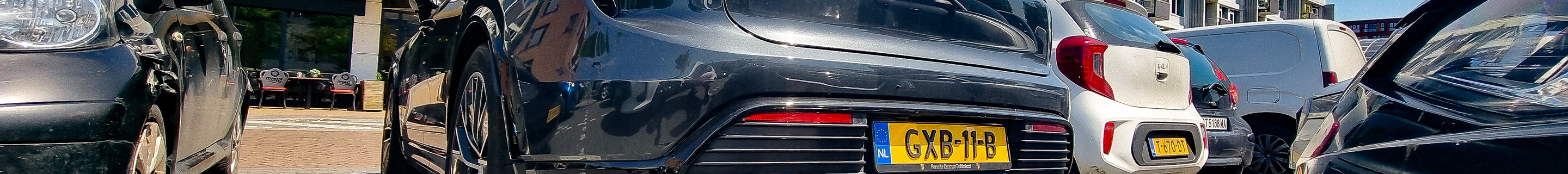 Porsche Macan EV Turbo