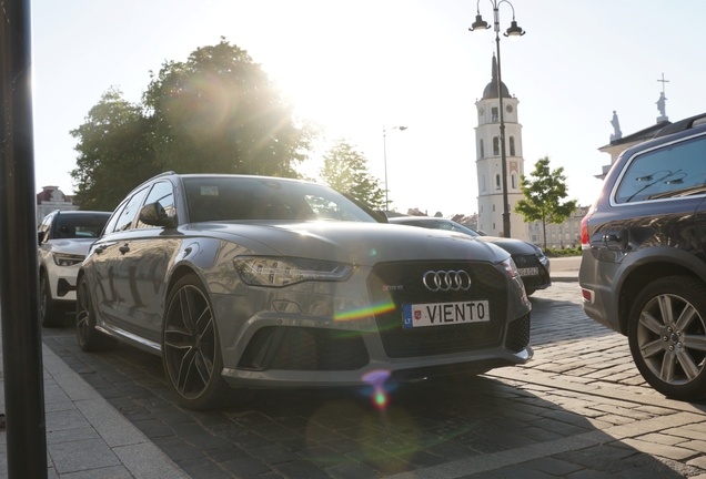 Audi RS6 Avant C7 2015