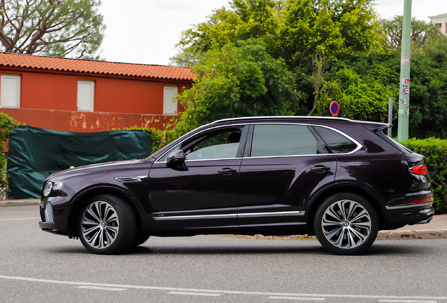 Bentley Bentayga V8 2021